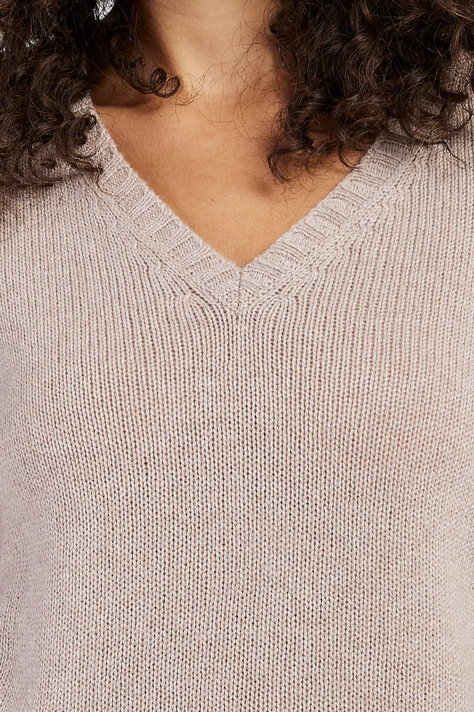 Cashmere V-Neck Sweater in Tortora