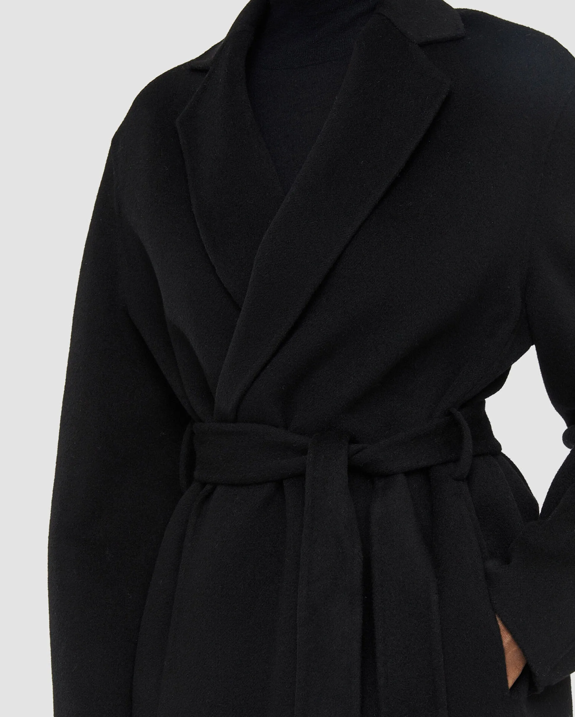 CENDA SHORT WRAP COAT / BLACK