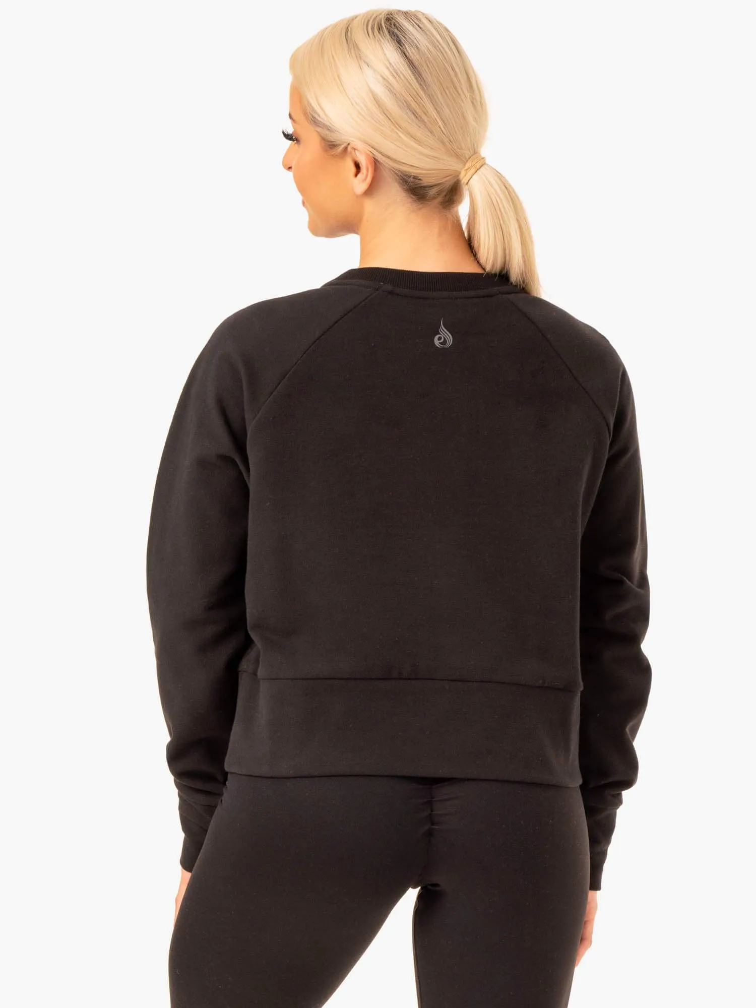 Motion Sweater - Black