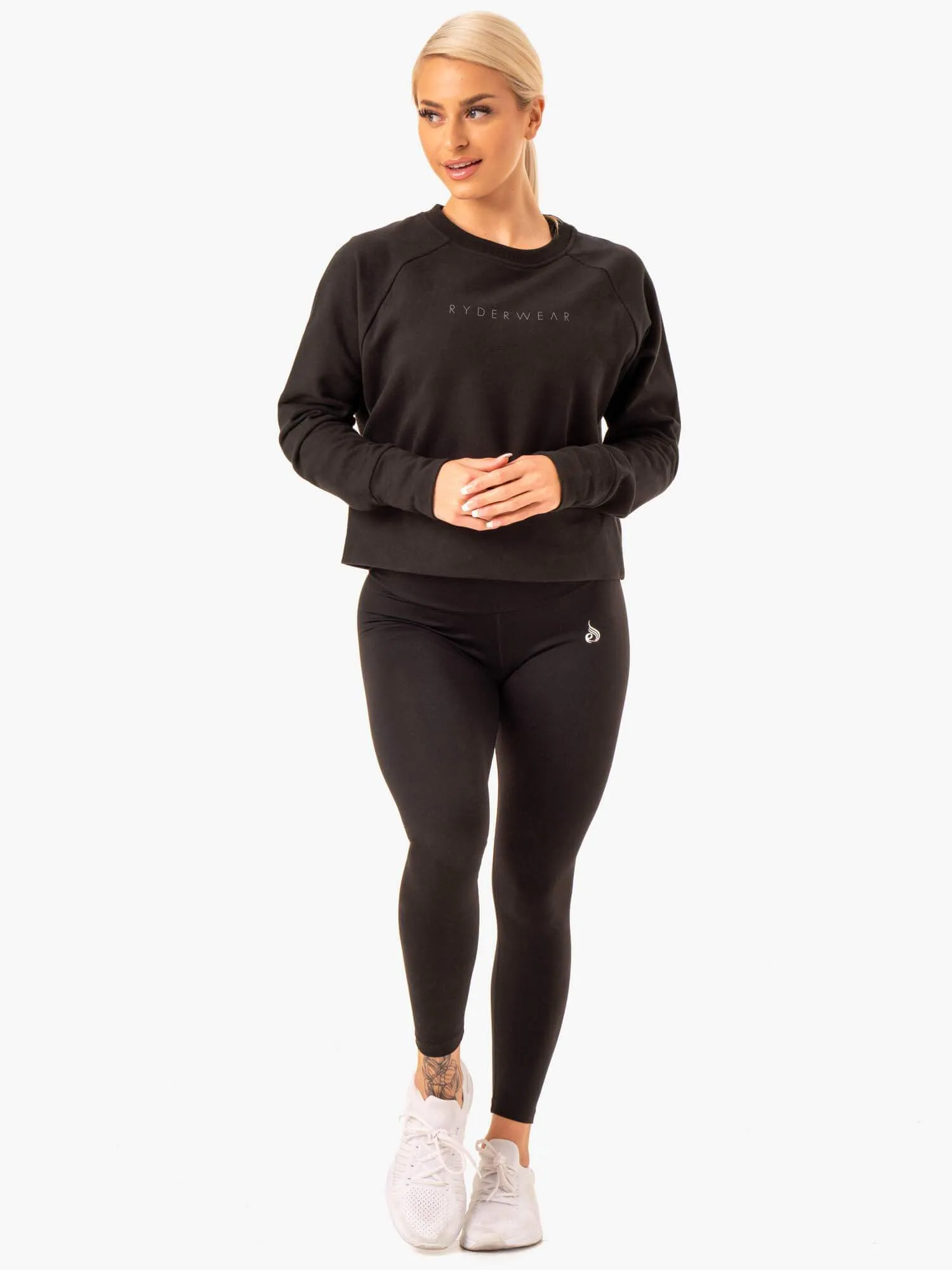 Motion Sweater - Black